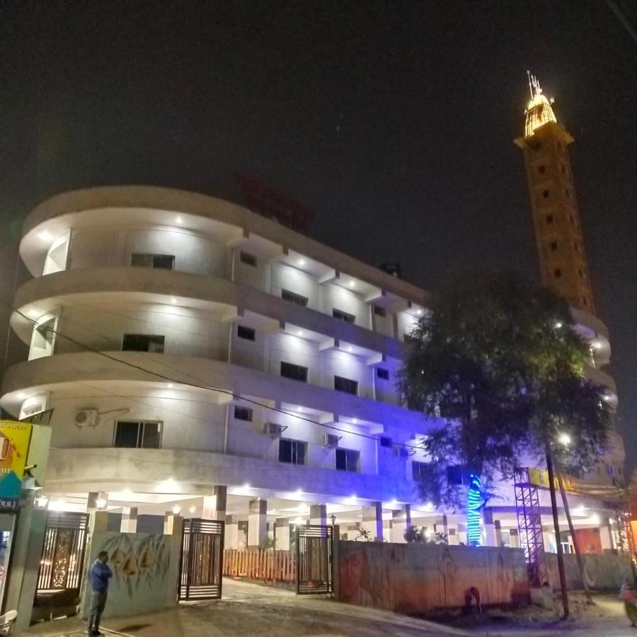 Hotel Shivanjali Palace Ujjain Buitenkant foto